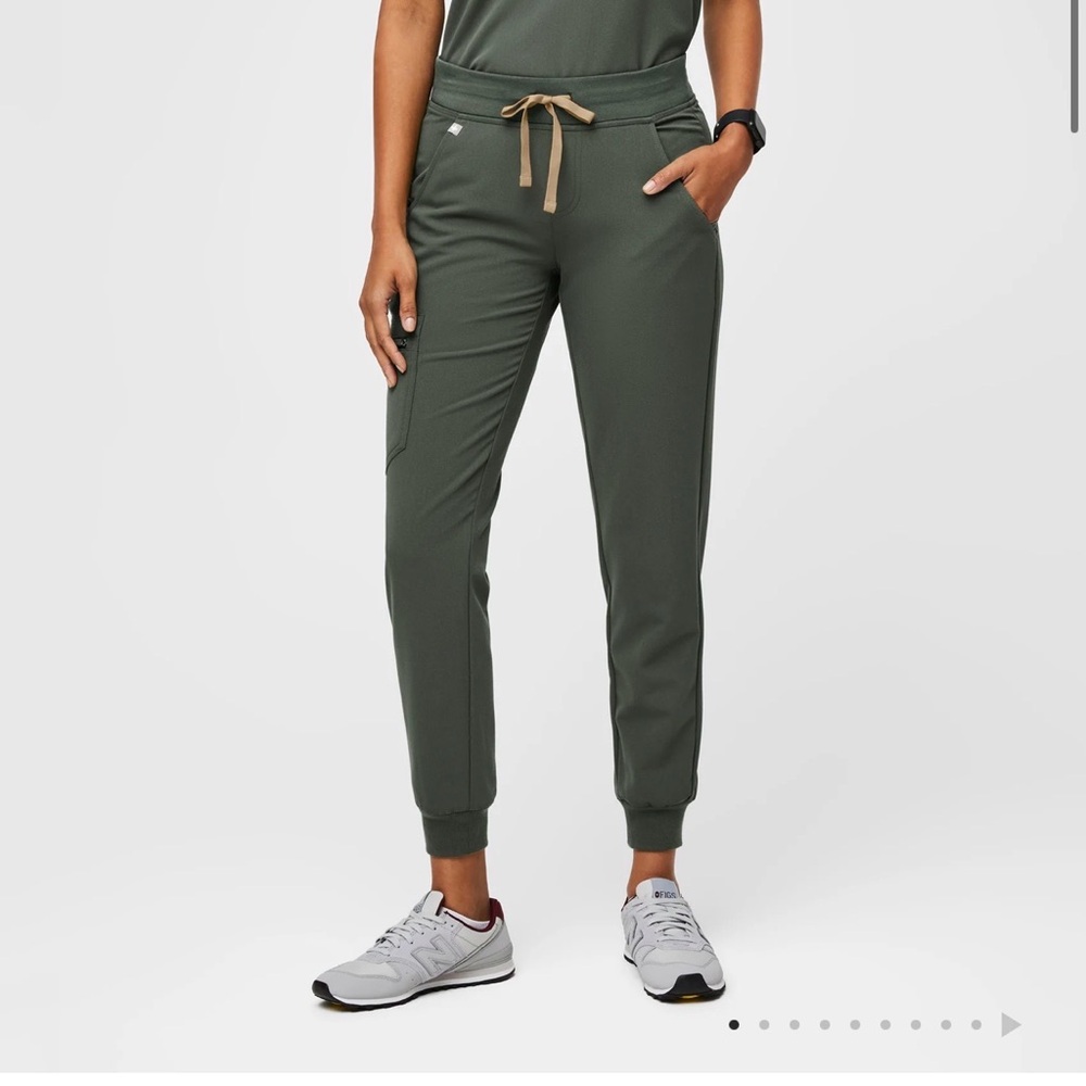 Figs Skinny Scrub Pants Cargo Green